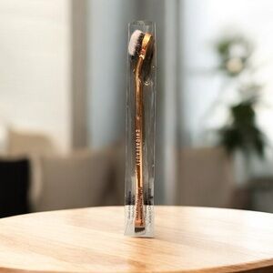👑 Chica Beauty Dual Ended Brow Brush